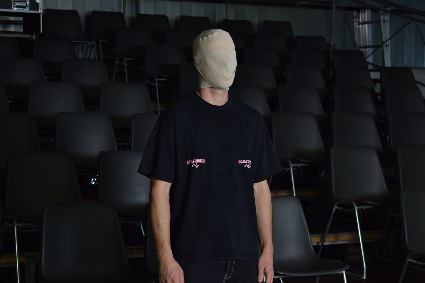 T-Shirt Brutalism